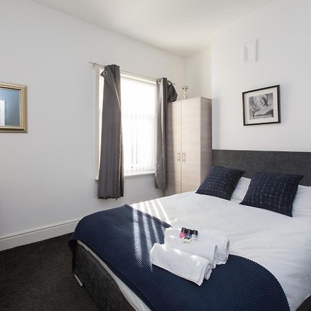 Townhouse @ Corporation Street Stoke Bed & Breakfast Room photo